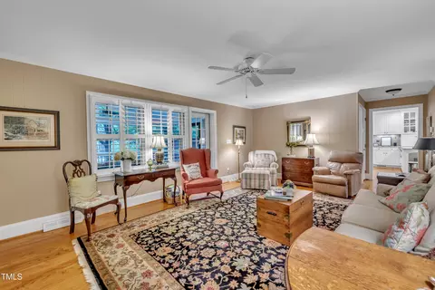 Living - 2013 Eagleton Cir, Raleigh, NC 27609 photo 2 of 3
