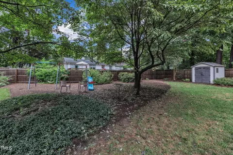 Exterior - 2013 Eagleton Cir, Raleigh, NC 27609 photo 13 of 17