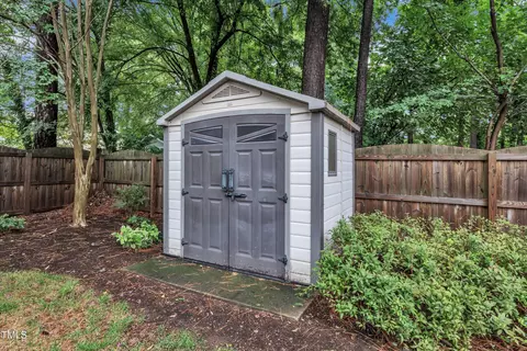 Exterior - 2013 Eagleton Cir, Raleigh, NC 27609 photo 11 of 17