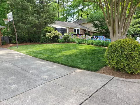 Exterior - 2013 Eagleton Cir, Raleigh, NC 27609 photo 3 of 17