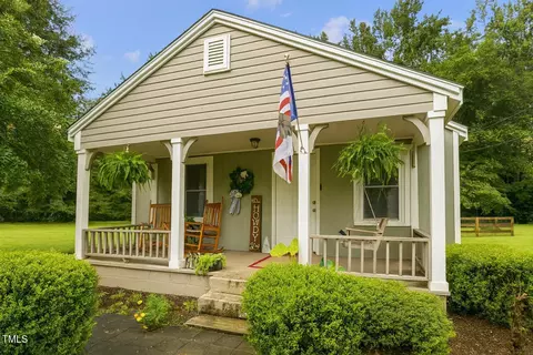 Exterior - 102 Pope St, Erwin, NC 28339 photo 2 of 7