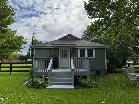 Exterior - 102 Pope St, Erwin, NC 28339 photo 7 of 7
