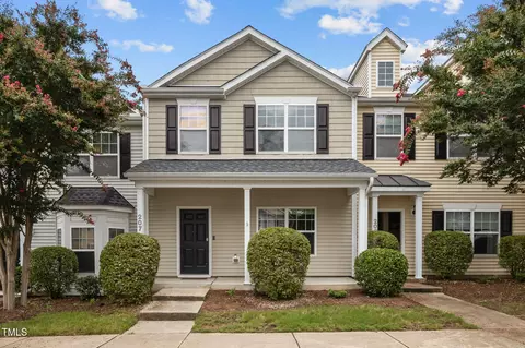 207 Hampshire Downs Dr, Morrisville, NC 27560