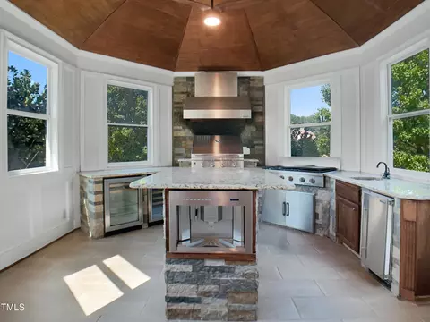 Kitchen - 2005 Shingleback Dr, Wake Forest, NC 27587 photo 5 of 6