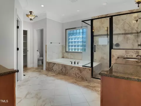 Bath - 2005 Shingleback Dr, Wake Forest, NC 27587 photo 2 of 5
