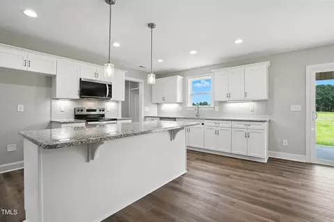 8728 Green Path Rd, Dunn, NC 28334 photo 9