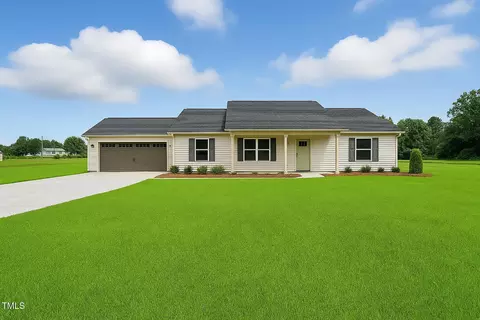 8728 Green Path Rd, Dunn, NC 28334