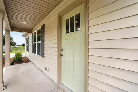 8728 Green Path Rd, Dunn, NC 28334 photo 4
