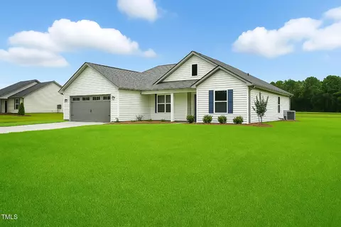 8708 Green Path Rd, Dunn, NC 28334 photo 2