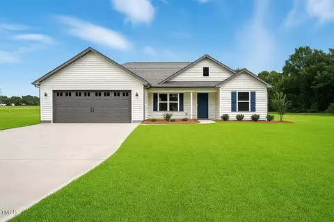 8708 Green Path Rd, Dunn, NC 28334