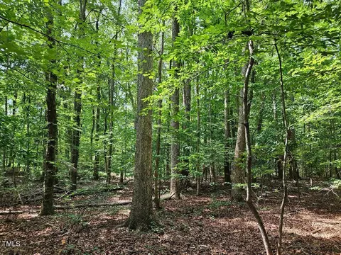 100 Reeder Rd, Seagrove, NC 27341