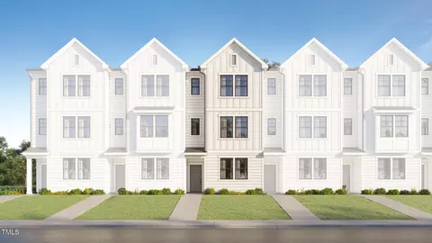 2307 Oakwood Meadows Ct, Raleigh, NC 27604