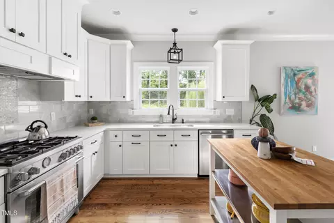 Kitchen - 2929 Chapel Hill Rd, Durham, NC 27707 photo 4 of 7