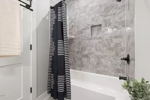 Bath - 2929 Chapel Hill Rd, Durham, NC 27707 photo 5 of 5