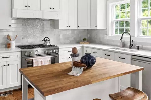 Kitchen - 2929 Chapel Hill Rd, Durham, NC 27707 photo 7 of 7
