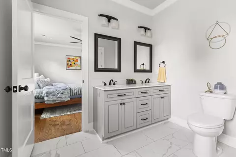 Bath - 2929 Chapel Hill Rd, Durham, NC 27707 photo 2 of 5
