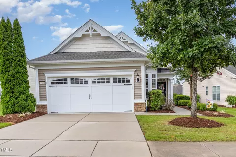 418 Horatio Ct, Cary, NC 27519