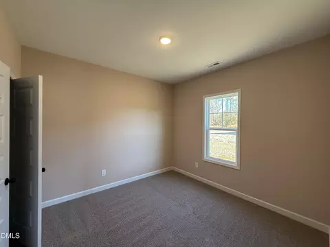 56 Yardley Dr, Smithfield, NC 27577 photo 9