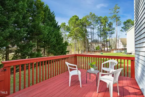 Exterior - 101 Whitney Ln, Durham, NC 27713 photo 3 of 7