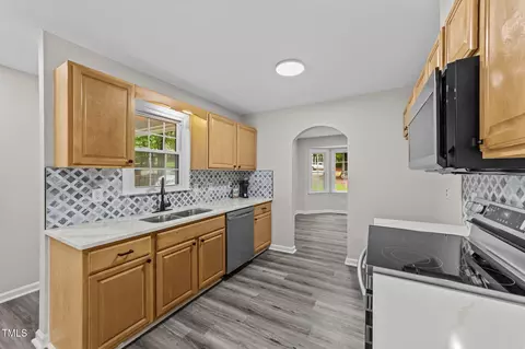 Kitchen - 116 Oak Ridge Dr, Willow Spring, NC 27592 photo 5 of 7