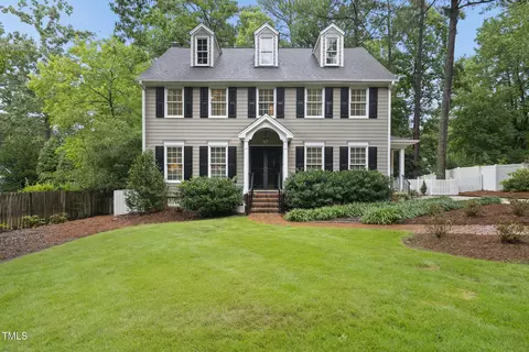 5724 Edgedale Dr, Raleigh, NC 27612