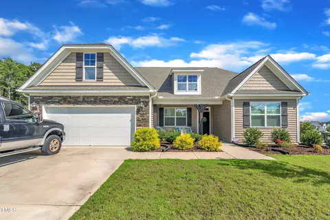 25 Bourne Dr, Franklinton, NC 27525