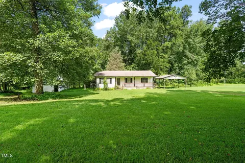 720 Division St, Norlina, NC 27563