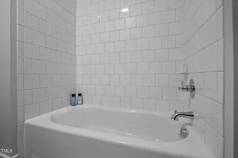 1318 Bradburn Dr, Durham, NC 27713 photo 31