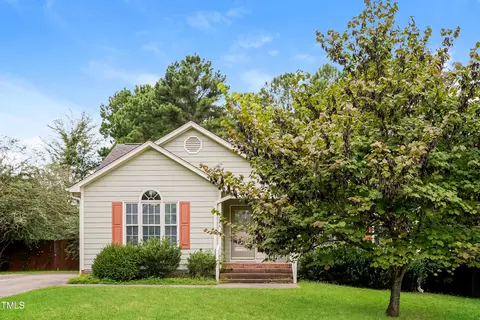 4244 Cashew Dr, Raleigh, NC 27616