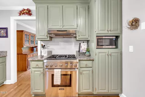 Kitchen - 5113 Ten Point Trl Trl, Wake Forest, NC 27587 photo 2 of 3