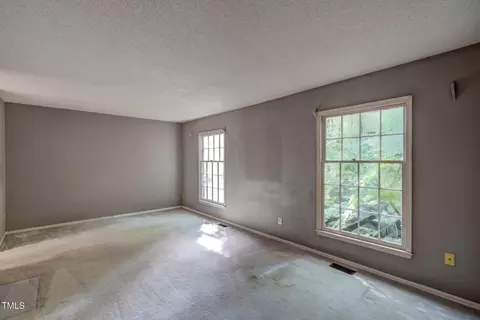 Living - 3158 Morningside Dr, Raleigh, NC 27607 photo 1 of 5