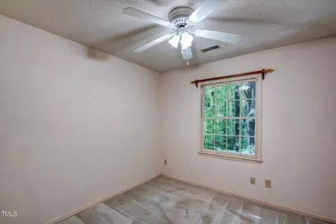 Bedroom - 3158 Morningside Dr, Raleigh, NC 27607 photo 3 of 4