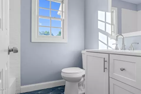 Bath - 101 Fallsworth Dr, Cary, NC 27513 photo 5 of 8