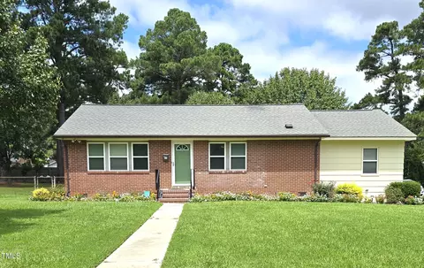 2900 Amherst Rd, Rocky Mount, NC 27804