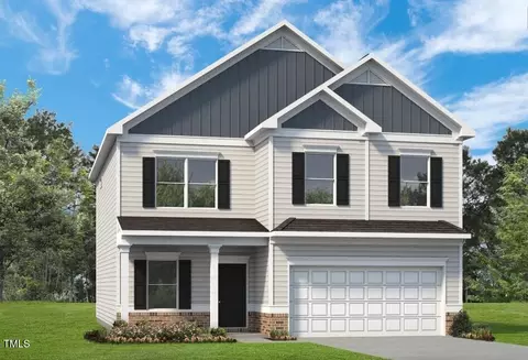 1636 Elk Run Dr, Fayetteville, NC 28312
