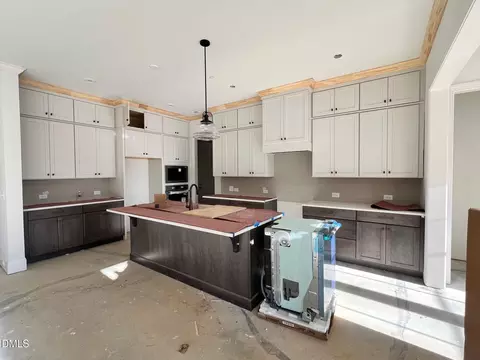 Kitchen - 1007 Coldspring Cir, Durham, NC 27705 photo 2 of 5