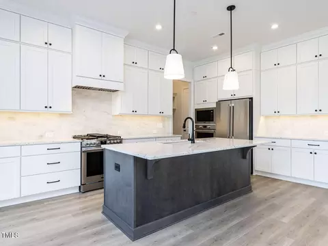 Kitchen - 1007 Coldspring Cir, Durham, NC 27705 photo 1 of 3
