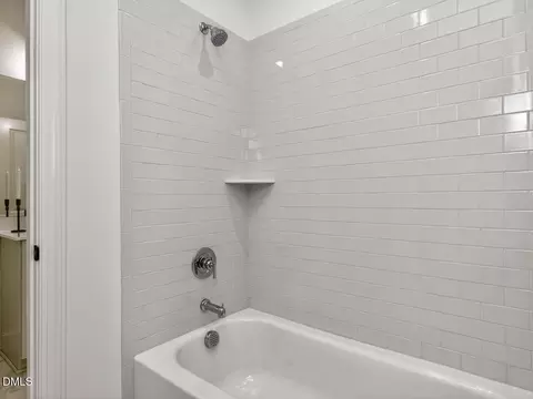 Bath - 1005 Coldspring Cir, Durham, NC 27705 photo 6 of 7