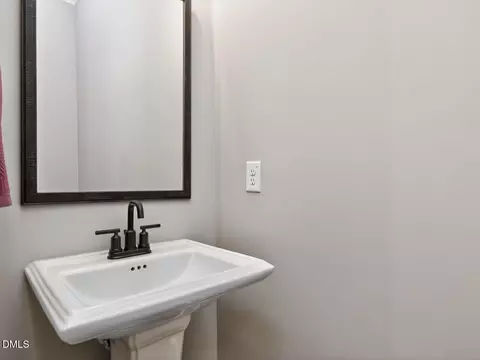 Bath - 1005 Coldspring Cir, Durham, NC 27705 photo 1 of 7
