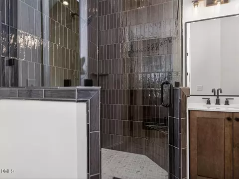 Bath - 1005 Coldspring Cir, Durham, NC 27705 photo 3 of 7