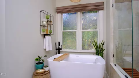 Bath - 1300 Brewer Jackson Ct, Wake Forest, NC 27587 photo 7 of 7