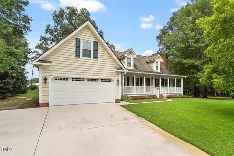 439 Oakleaf Rd, Sanford, NC 27332