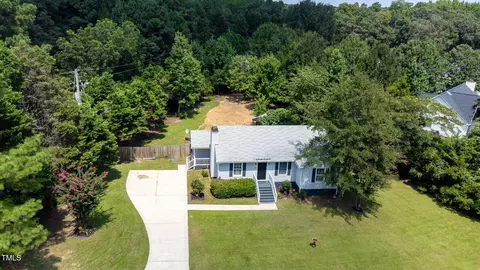 View/Area - 1924 Edgeleaf Dr, Willow Spring, NC 27592 photo 2 of 7