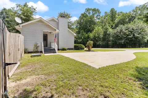 Exterior - 1924 Edgeleaf Dr, Willow Spring, NC 27592 photo 3 of 3