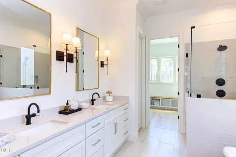 Bath - 3901 Laurel Creek Ln, Wake Forest, NC 27587 photo 2 of 14