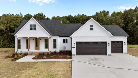5506 Martys Ct, Bailey, NC 27807