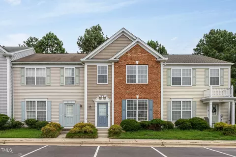 5133 Twelvepole Dr, Raleigh, NC 27616