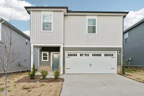 909 Grand Mesa Dr, Garner, NC 27529