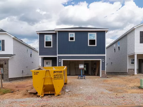 925 Grand Mesa Dr, Garner, NC 27529