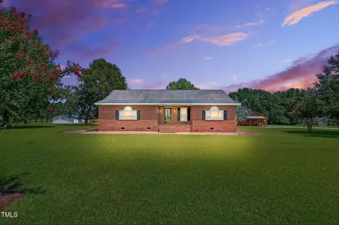 2888 Benson Hardee Rd, Benson, NC 27504